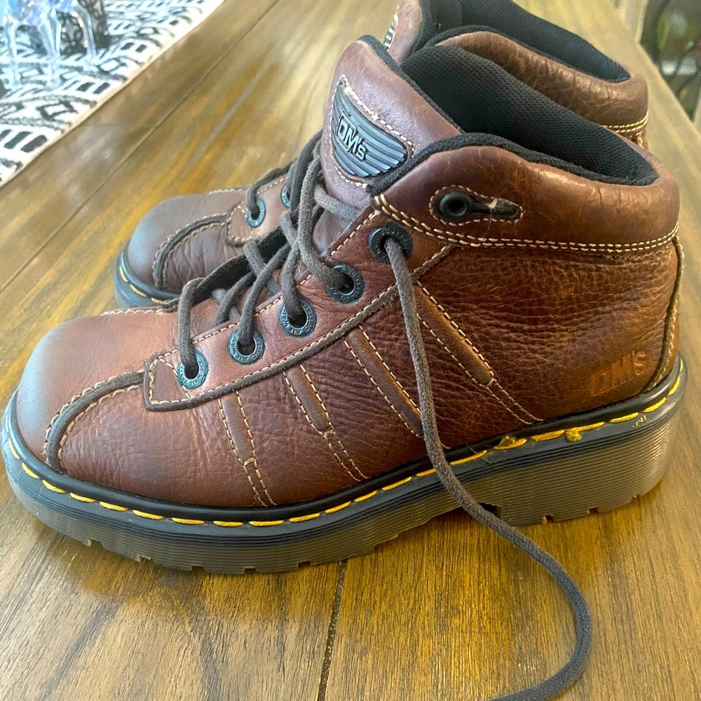 Dr. Martens brown leather women’s vintage boots. Used but in good condition.